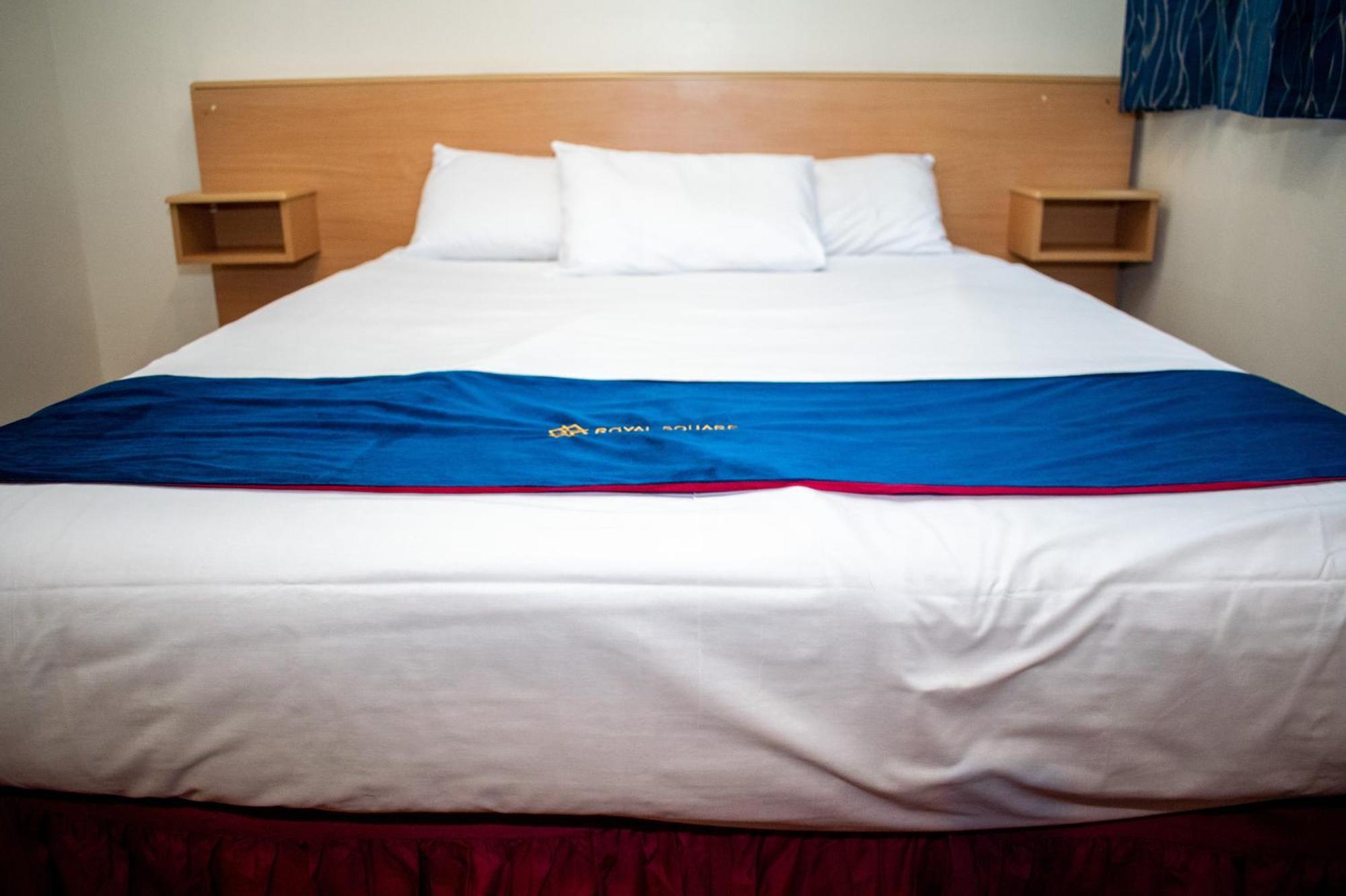 Marston Green Royal Square Hotel - Nec & Birmingham Airport מראה חיצוני תמונה