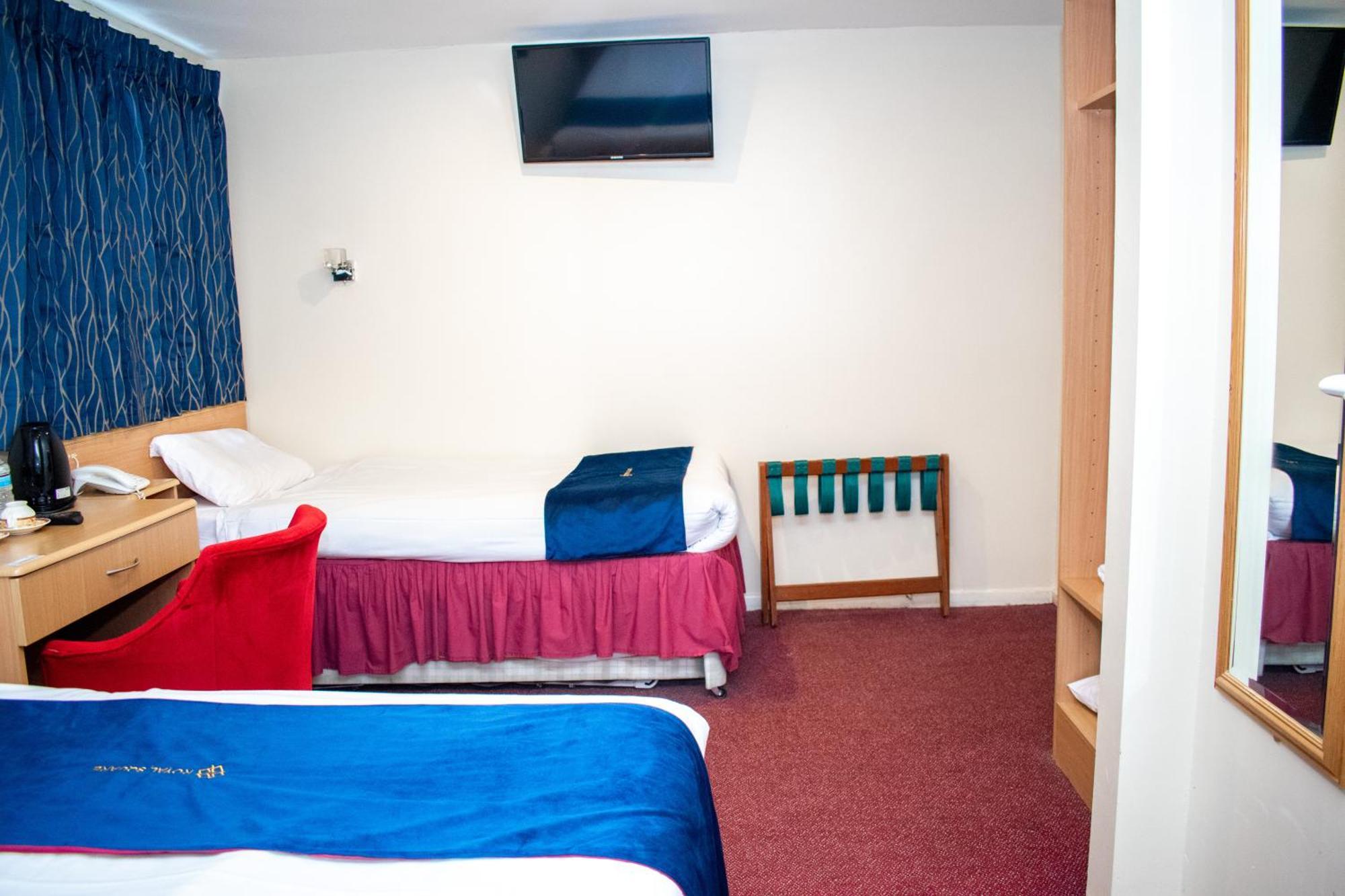 Marston Green Royal Square Hotel - Nec & Birmingham Airport מראה חיצוני תמונה