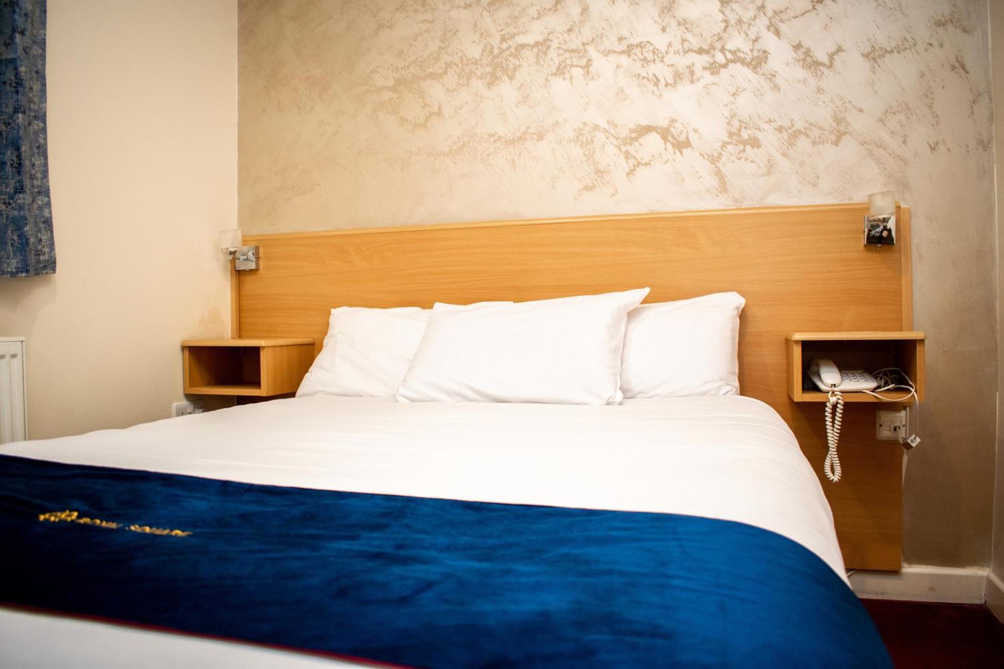 Marston Green Royal Square Hotel - Nec & Birmingham Airport מראה חיצוני תמונה