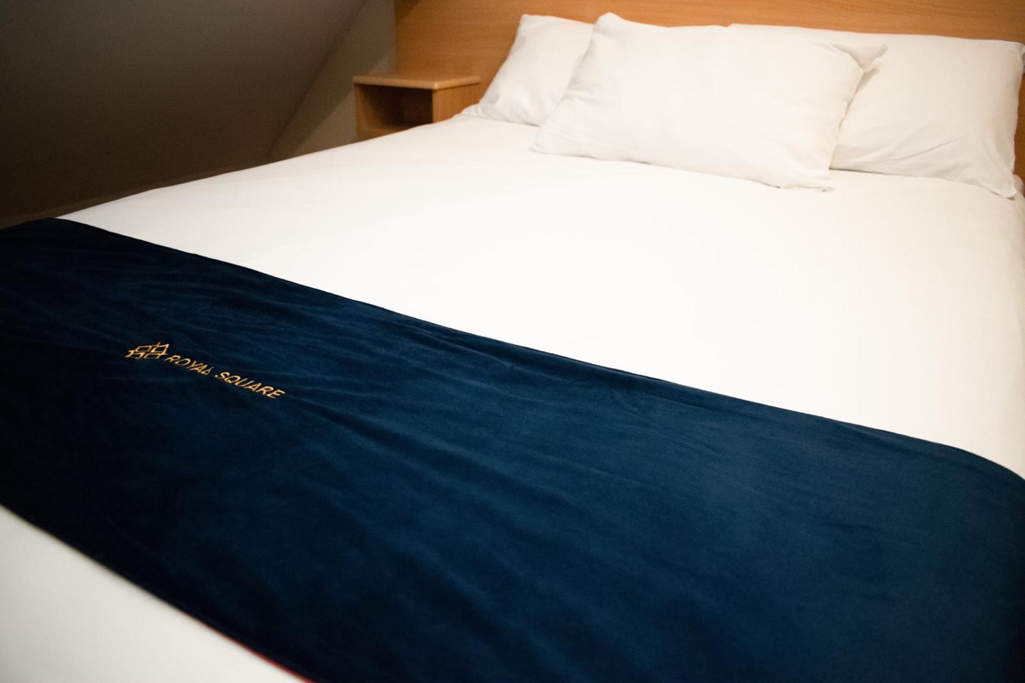 Marston Green Royal Square Hotel - Nec & Birmingham Airport מראה חיצוני תמונה