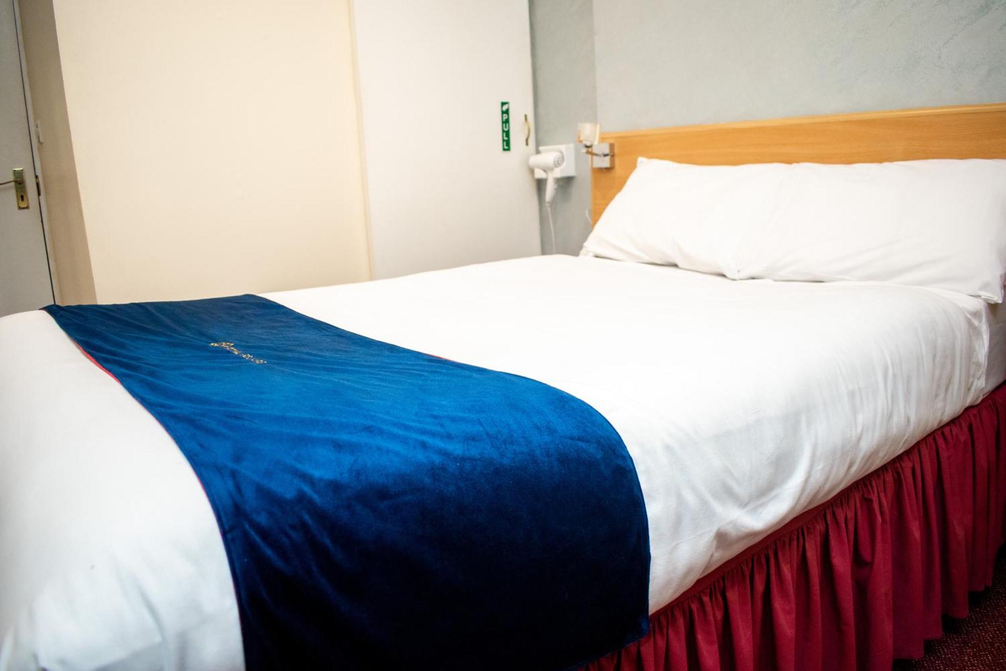 Marston Green Royal Square Hotel - Nec & Birmingham Airport מראה חיצוני תמונה